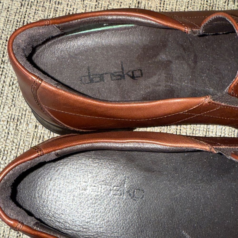 NEW DANSKO SLIP-ONS - Picture 4 of 7